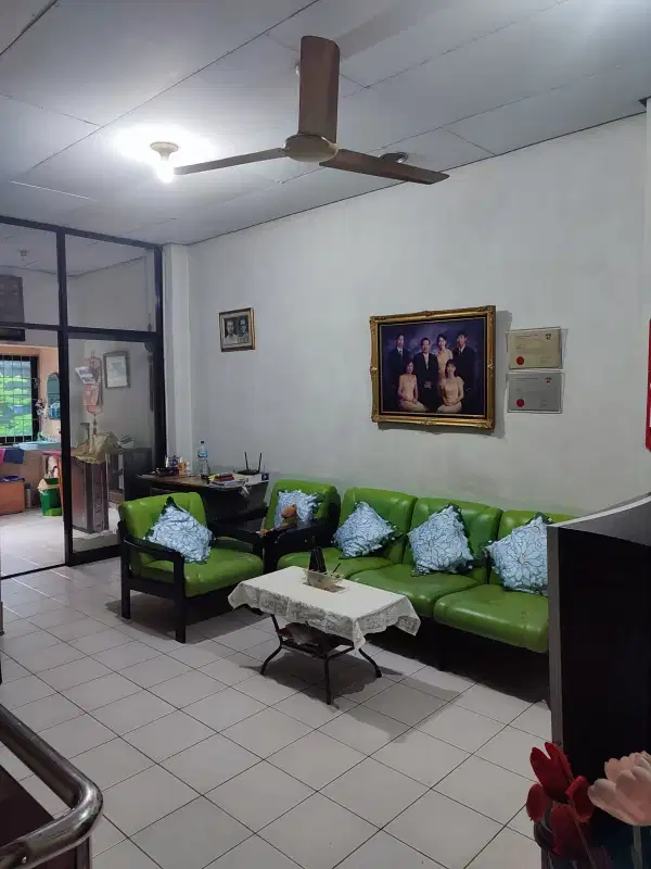 Dijual Cepat Ruko lokasi strategis di Tanjung Duren