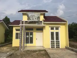 Rumah di jalan parit indah