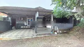 RUMAH BESAR FULLFURNIS TENGAH KOTA DALAM PERUMAHAN SEPINGGAN PRATAMA