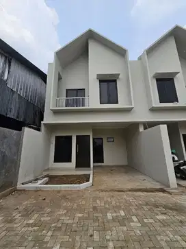 Rumah termurah depan jalan raya dilengkapi ruko