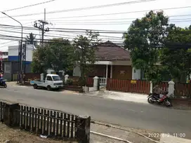 Jual rumah sudah renovasi plus perabot