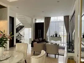 Rumah Mewah, 3 Lantai, Furnish, Pantai Indah Kapuk