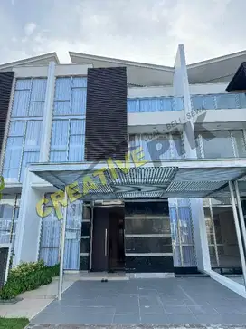 Rumah, 3 Lantai, Furnish, Pantai Indah Kapuk