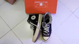 Sepatu Converse Chuck 70