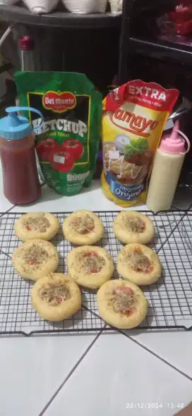 Pizza mini sosis baso