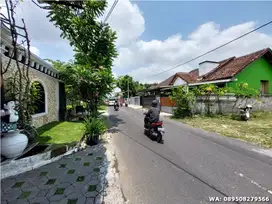 Tanah Tepi Jalan Utama Dekat Candi Sambisari