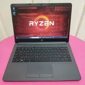 HP RYZEN 5-5625U 8GB/512GB SSD windows 11 batre awet