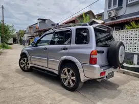 Suzuki Escudo 2001 Bensin