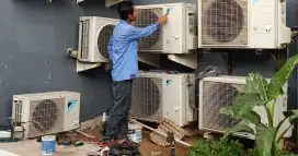 Service Ac,Mesin Cuci,Kulkas,Pompa Air dan Bongkar Pasang AC.