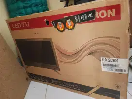 LED TV POLYTRON 14 INCH