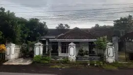 Rumah Pinggir Jalan Raya Rp. 450.000.000 nego