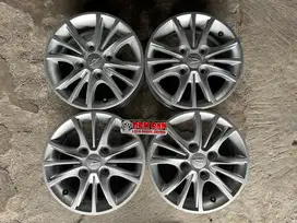 velg oem xenia ring 14 lubang 4/114