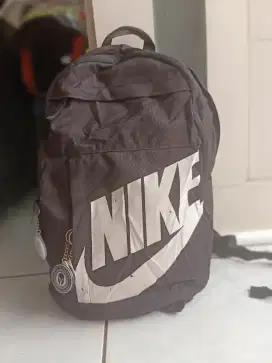 Tas Ransel Nike