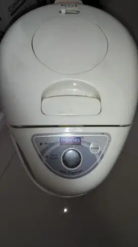 Dispenser air minum