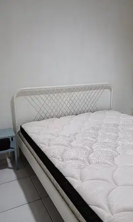 Dipan Ranjang Nesttun Luroy IKEA 160x200cm Queen (tanpa kasur)