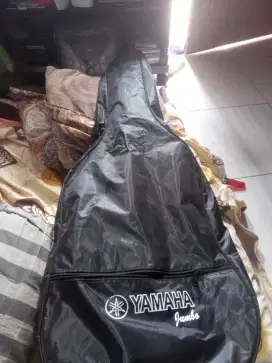 Gitar Akustik Yamaha C315