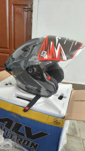 Helm ALV Ultron Pro