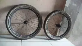 Velg double wall ukuran 20 , bekas lipat genio normal