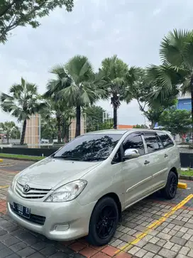 Toyota Kijang Innova 2011 Diesel