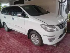 Toyota grand innova G 2013 low km aslii