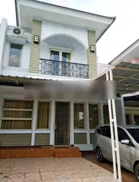 cepat Rumah 2 lantai termurah  di Florencia  cikarang