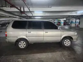 Toyota Kijang LGX 1,8 tahun 2003