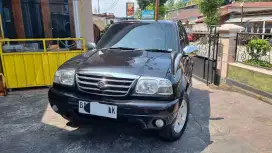 Suzuki Escudo 2.0 MT 2004 Tangan Pertama kondisi Prima