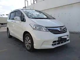 Honda Freed Sd At 2013