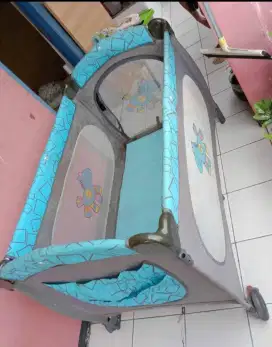 Tempat tidur box bayi babydoes