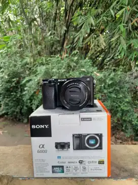 Kamera sony a6000 lensa kit 16-50 mm oss