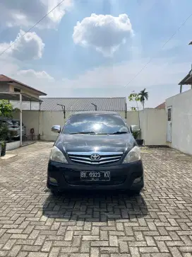 Kijang Innova 2.5 G M/T 2011