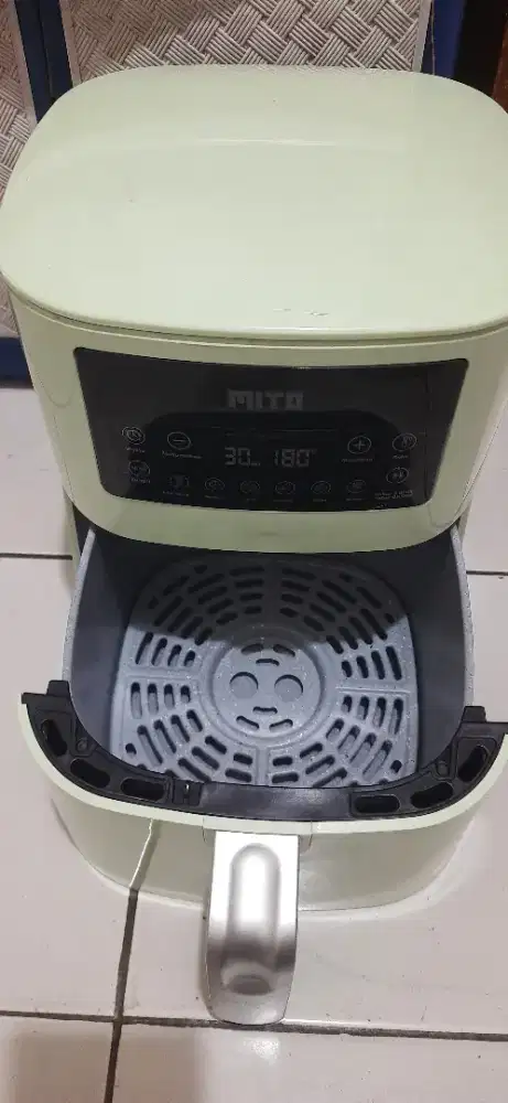 MITO AIR FRYER  DIGITAL AF1 LOW WATT