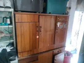 Meja serba guna