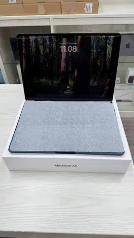 MACBOOK AIR M3 8/256GB FULLSET IBOX