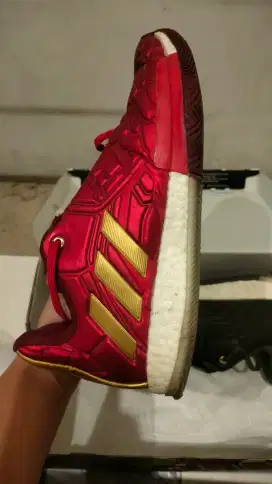 Second sepatu basket Adidas Harden Vol 3 IRON MAN