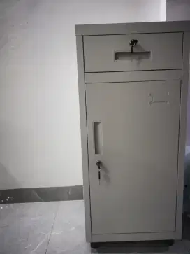 Saleee Lemari besi