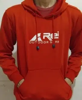 Hoodie Merah Size L