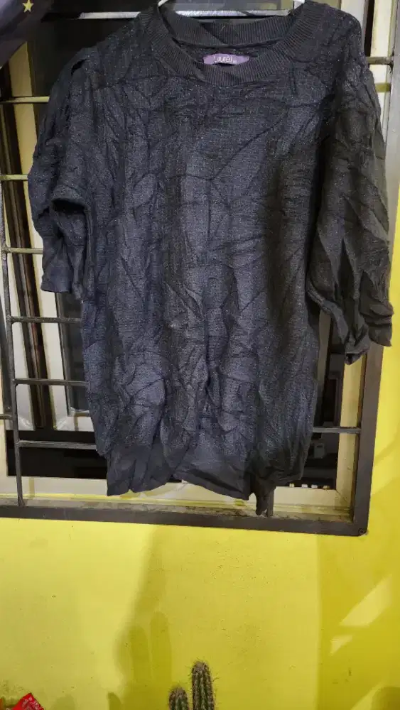 Baju atasan hitam made in korea