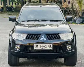 Di Jual Cepat Pajero Sport 2,5cc Solar AT 4x2 2010 Full original super