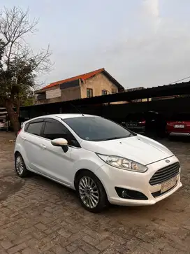 Ford Fiesta 1.6 S A/T 2014