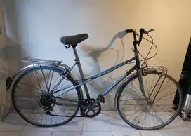 Sepeda raleigh wisp mixte