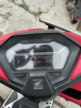 Motor Vario 160 km low baru pakai 1 tahun