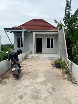 Rumah 2lt murah banget hanya ada 1 unit di emerald 1 Miijen SHM ready