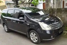 2010 Nissan Grand Livina 1.5 Ultimate (AT)