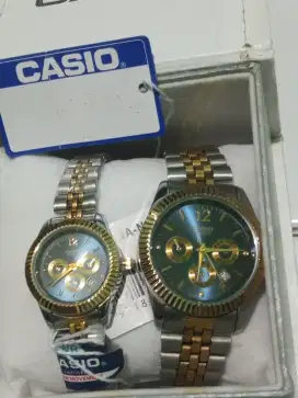 Jam tangan couple merk Casio