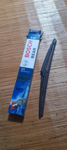 Wiper belakang Bosch 12 / 12 inch