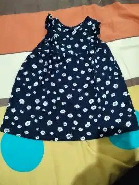 HnM dress 6-9 month.