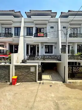 RUMAH BARU MEWAH STRATEGIS DEKAT JL TB SIMATUPANG JAKSEL