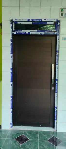 pintu aluminium