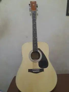 Gitar elektrik yamaha siap pake